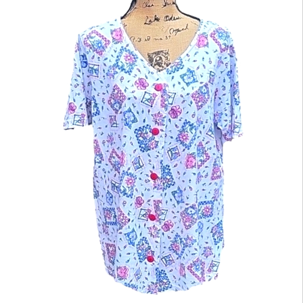Vintage Floral Button Front Maternity Top